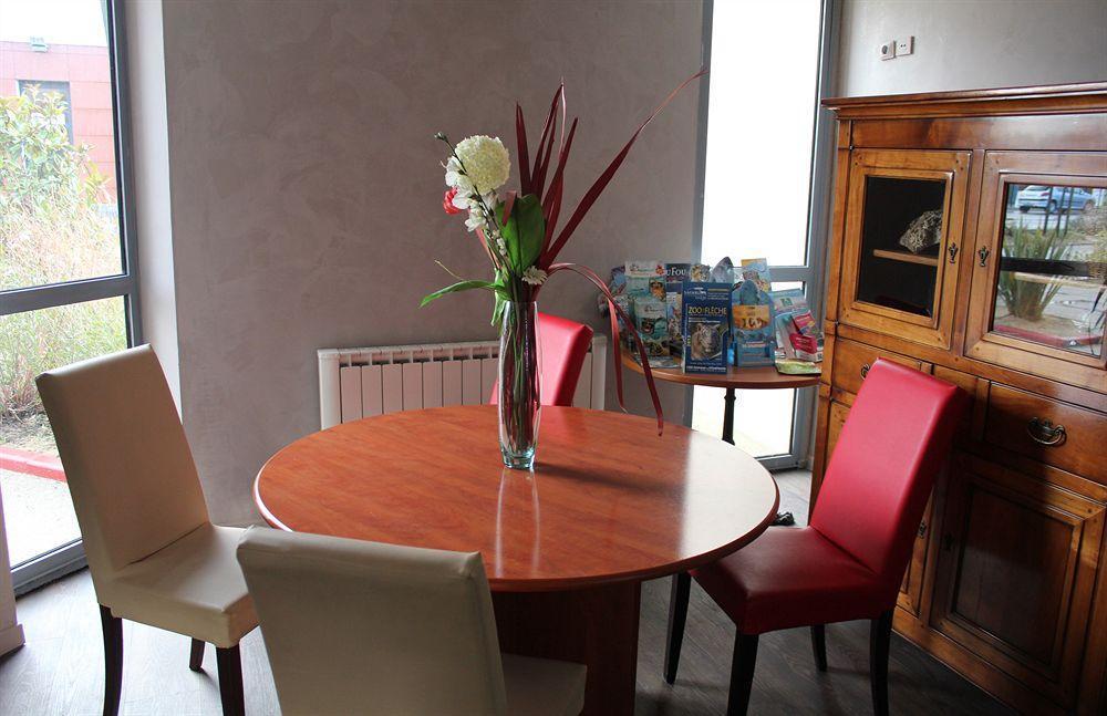 The Originals City, Hotel Novella Confort, Nantes Est Carquefou Zewnętrze zdjęcie