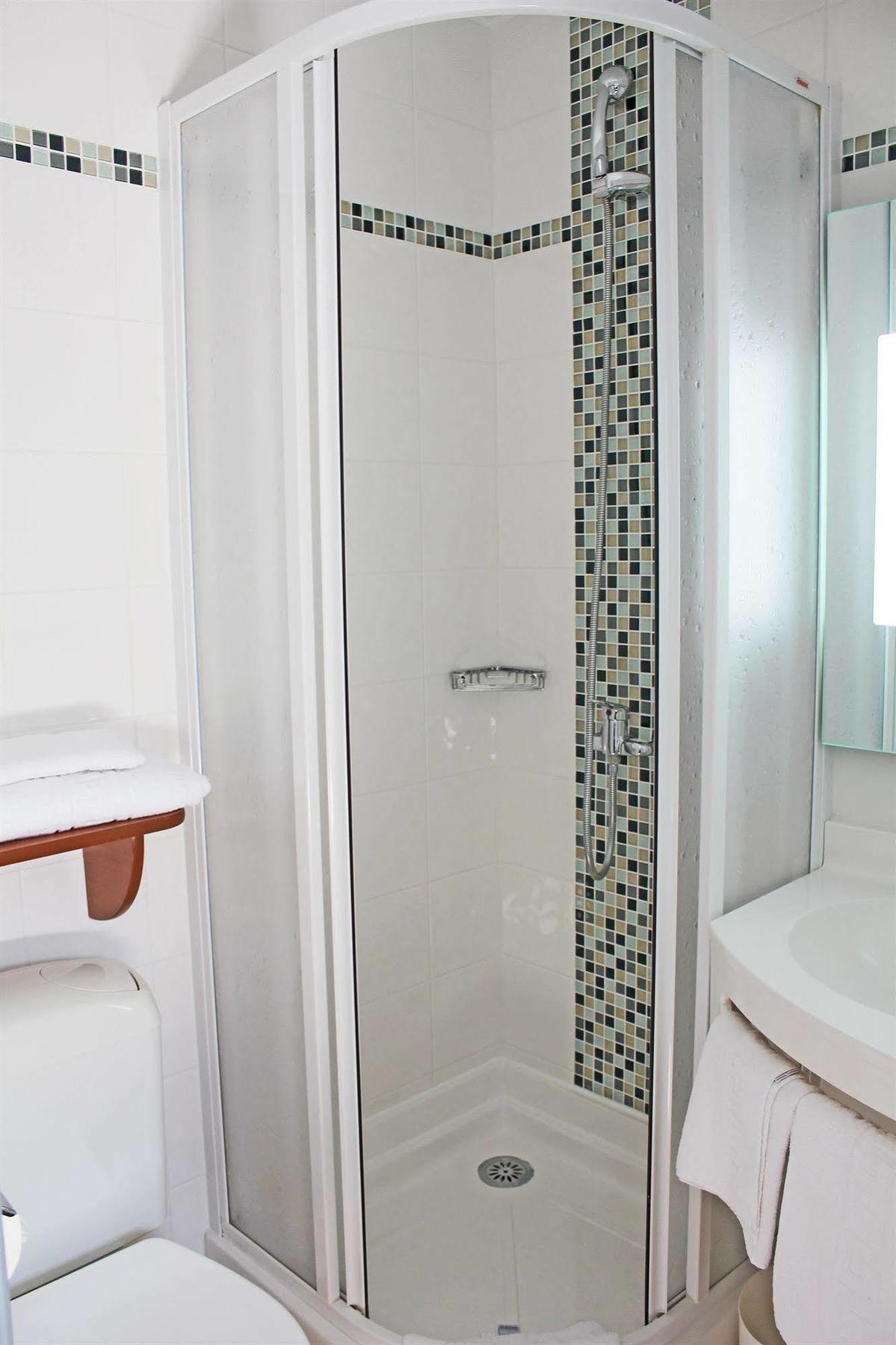 The Originals City, Hotel Novella Confort, Nantes Est Carquefou Zewnętrze zdjęcie