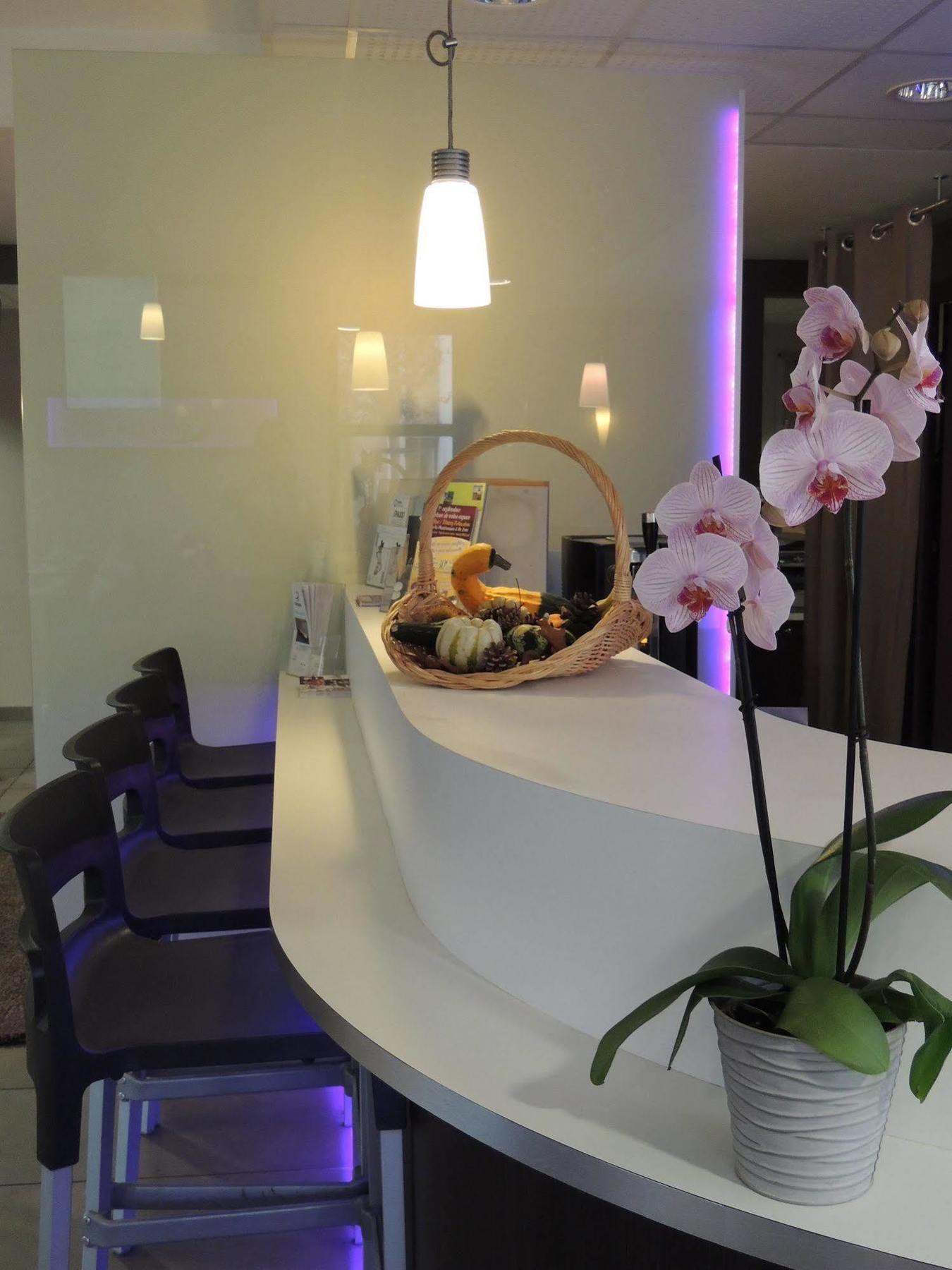 The Originals City, Hotel Novella Confort, Nantes Est Carquefou Zewnętrze zdjęcie